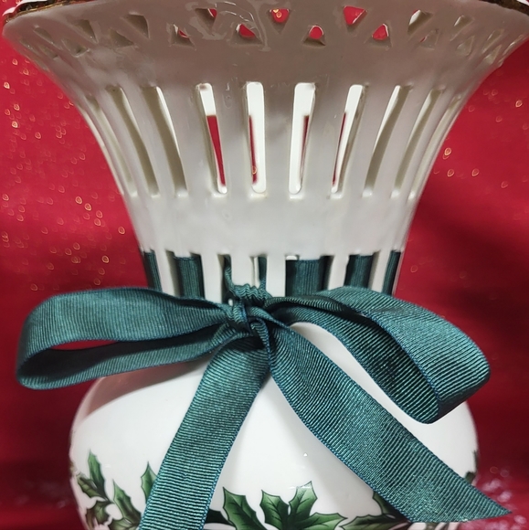 ❄️ (VINTAGE) Madison & Max:: Christmas Vases - Picture 4 of 12